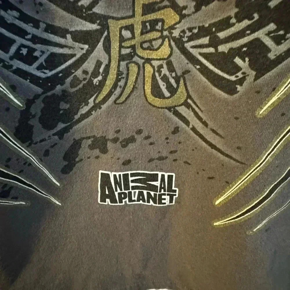 Y2K Tiger Animal Planet Unisex Tee XL Oversized Ed Hardy Thrasher Short Sleeve - Picture 2 of 12
